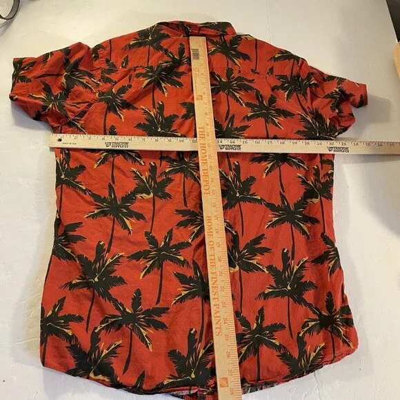 Rodd  And Gunn Dress Shirt Mens Medium Red Floral Sports Fit Hawaiian Button Up - Picture 3 of 7